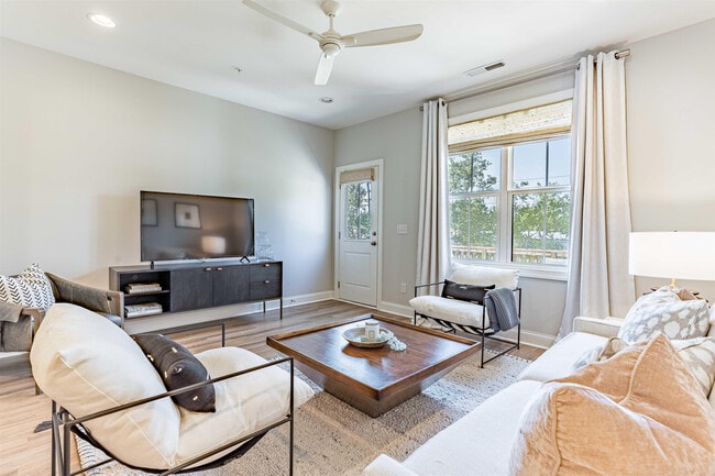 Building Photo - 6801 Milligan Way