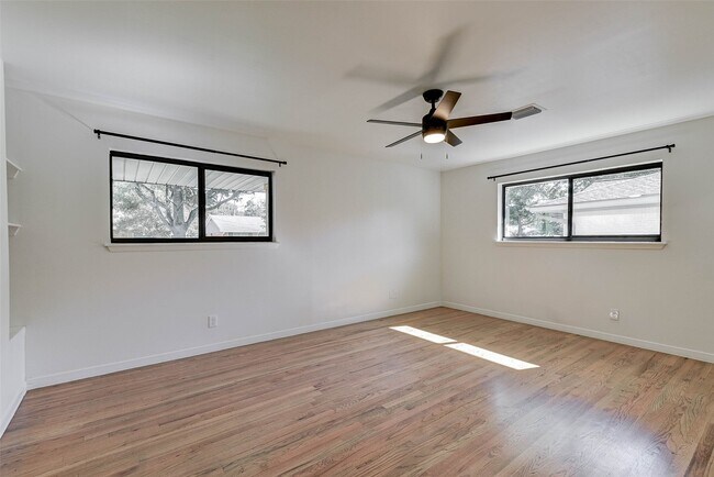 Building Photo - 5655 Wigton Dr