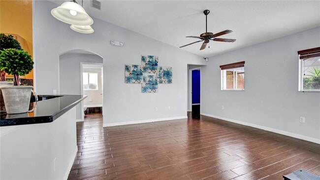 Building Photo - 102 Hillcrest Rd