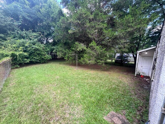 Building Photo - 3355 Lunceford St