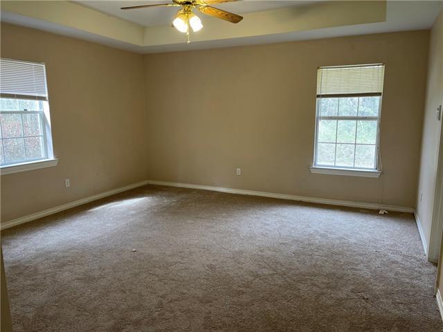 Building Photo - 13595 LA-40