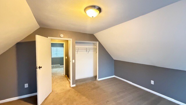 Building Photo - 59 E Hudson St