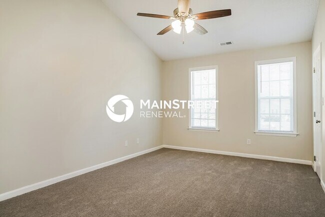 Building Photo - 3 Bedroom Pet-Friendly Home in Clayton, NC with Main Street Renewal