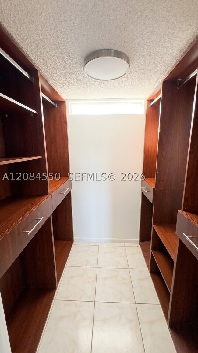 Building Photo - 8520 SW 133rd Avenue Rd