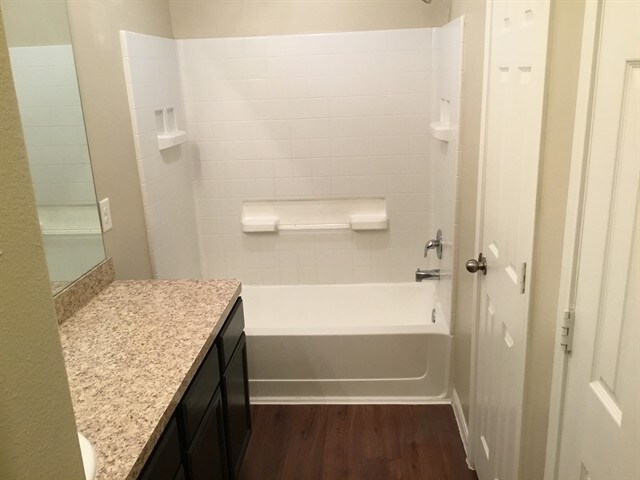 Building Photo - 2519 Bammelwood Dr
