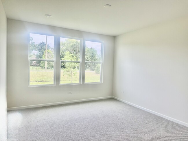 Building Photo - 13412 Belfast Way