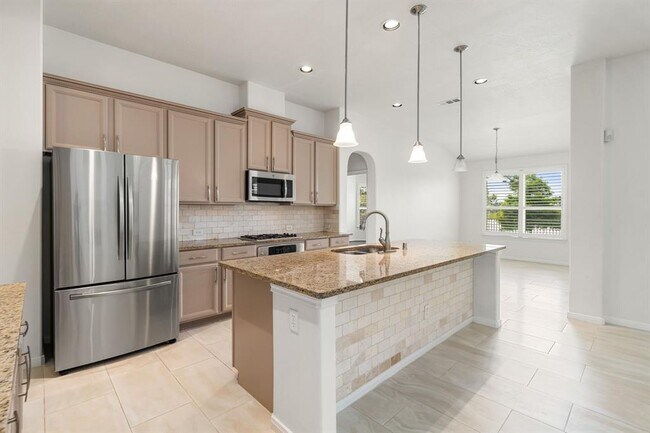 Building Photo - 2107 Pearl Bay Ct