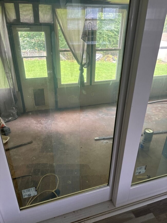 Building Photo - 6225 Branch Hill Cir