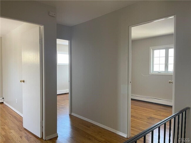 Building Photo - 6435 Wells Dr