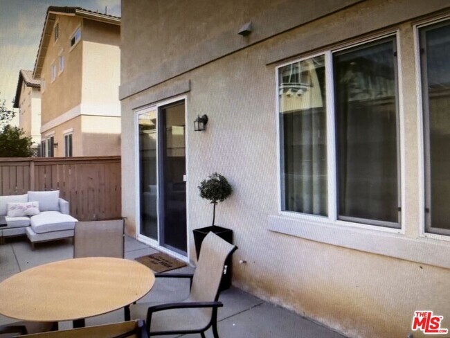 Building Photo - 12452 Sonoma Dr