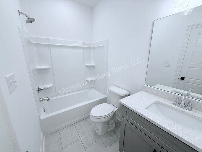 Building Photo - 4BR/4.5BA For Rent