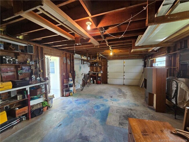Building Photo - 2648 Rockcrest Ct
