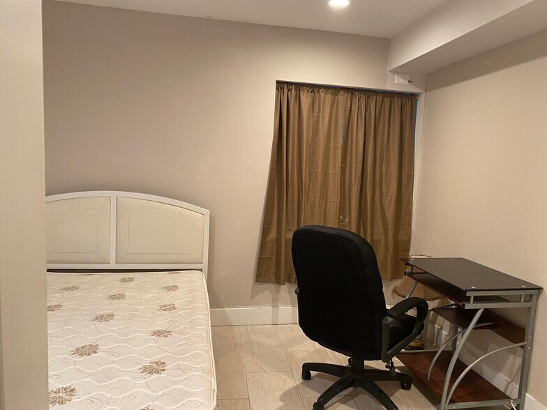 bedroom 4 - 4239 Haverford Ave
