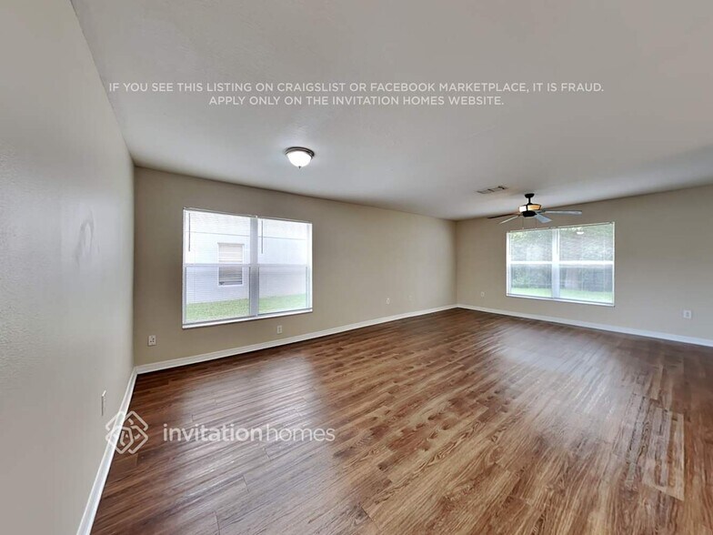 Building Photo - 12518 Chenwood Ave