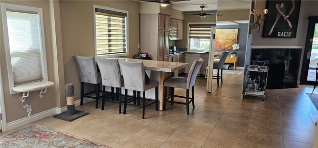 Building Photo - 3019 Bel Air Dr
