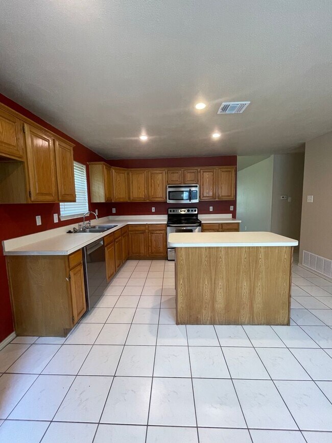 Building Photo - PICTURE PERFECT 3/2 Home in Superb Location in Highly Desirable Park Glen Neighborhood!(( Keller ...