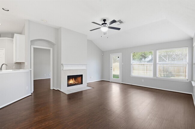 Building Photo - 24802 Sageford Ct