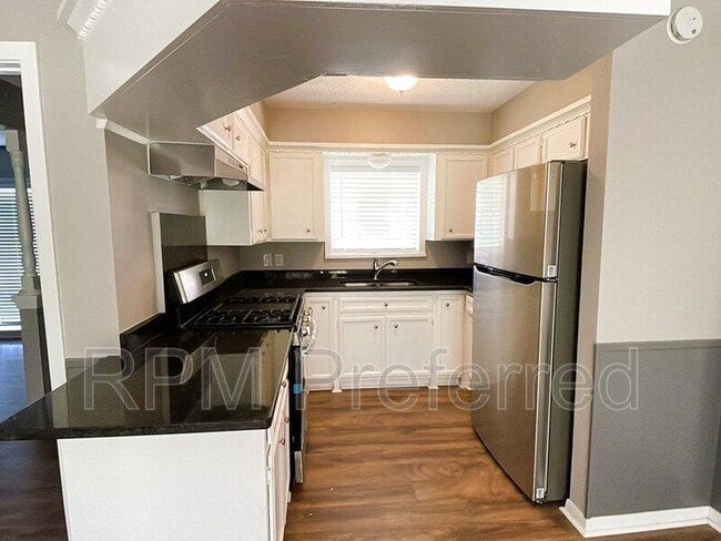 Building Photo - 10506 Rockaway Dr
