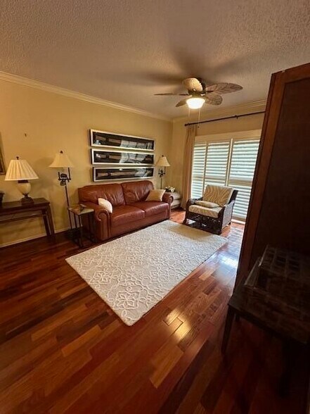Building Photo - 2306 Tuscany Way