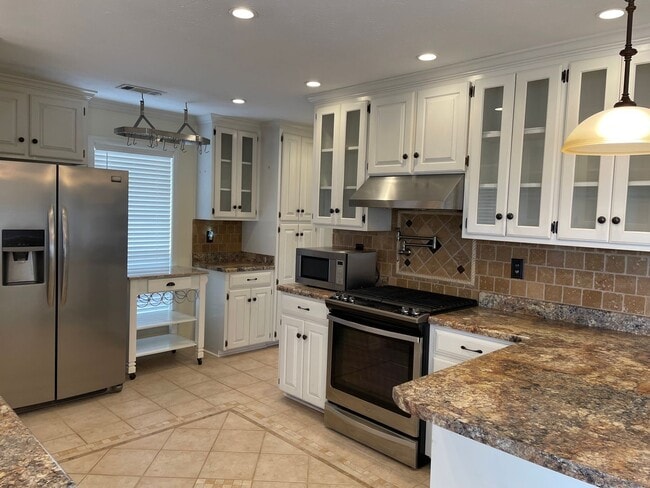 Building Photo - Beautiful 3/2 in Glynwood neighborhood, Prattville