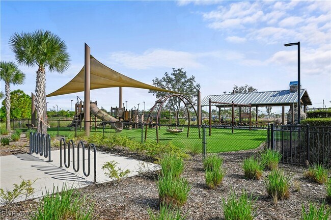 Building Photo - 43030 Greenway Blvd