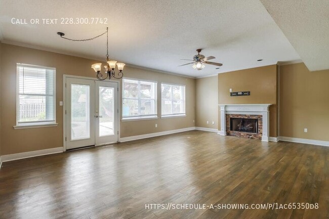 Building Photo - 2073 Stone Bridge Dr