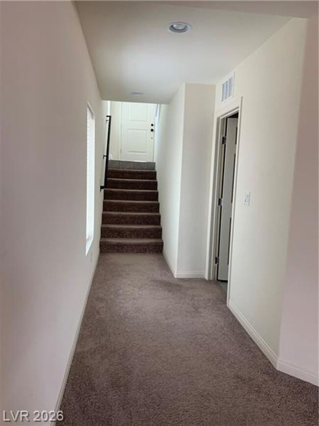 Building Photo - Nearly New! Stunning 5-Bedroom Home with Modern Features