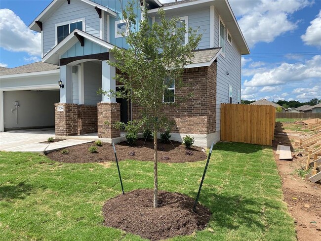 Building Photo - 106 Crooked Trail