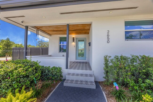 Building Photo - 2650 SW 65th Ave