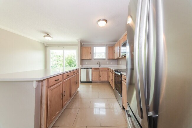 Building Photo - 1421 Nimitz Way