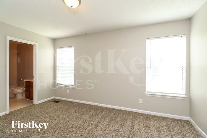 Building Photo - 13224 Greycrest Dr