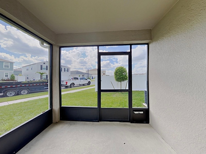 Building Photo - 4600 Glencrest Loop