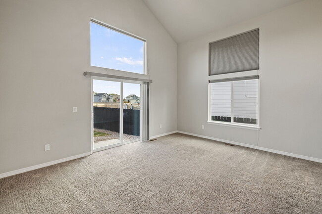 Building Photo - 9973 Castor Dr