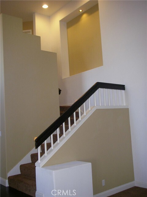 Building Photo - 12655 Stanton Ave