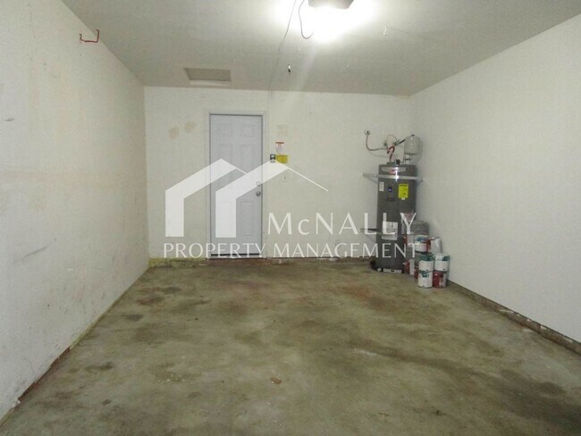 Building Photo - Melton: 6606