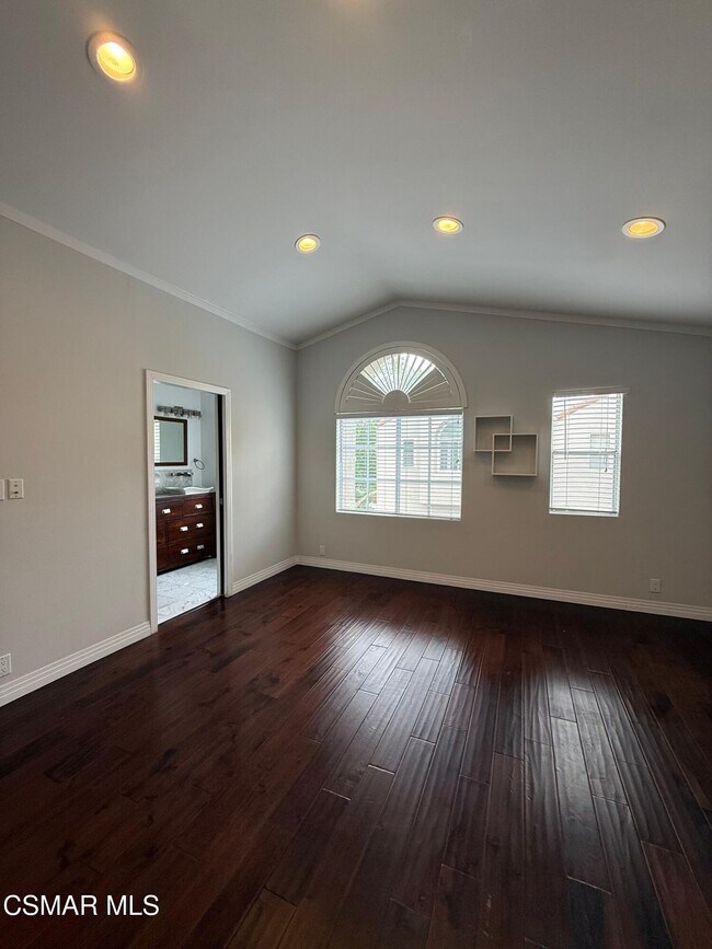 Building Photo - 11346 Old Ranch Cir