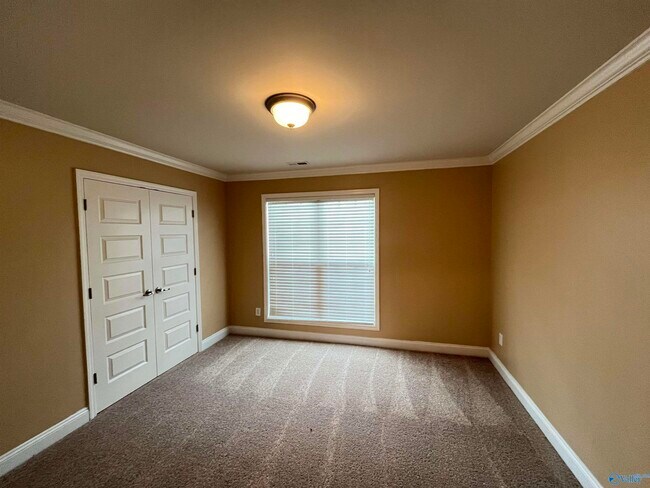 Building Photo - 120 Lexi Ln