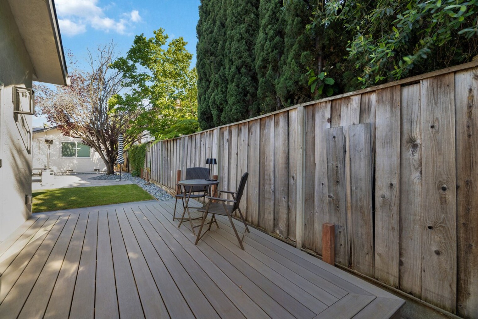 Building Photo - 1048 Empey Way