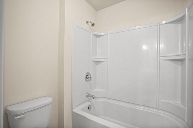 Building Photo - 248 Vinca Cir