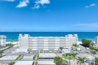 Building Photo - 3443 Gulf Shore Blvd N