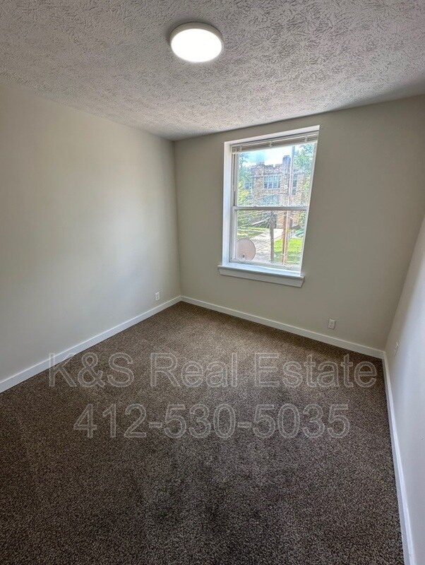 Building Photo - 2954 Sheraden Blvd