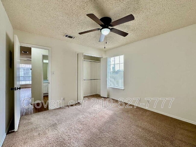 Building Photo - 10565 Starcrest Dr