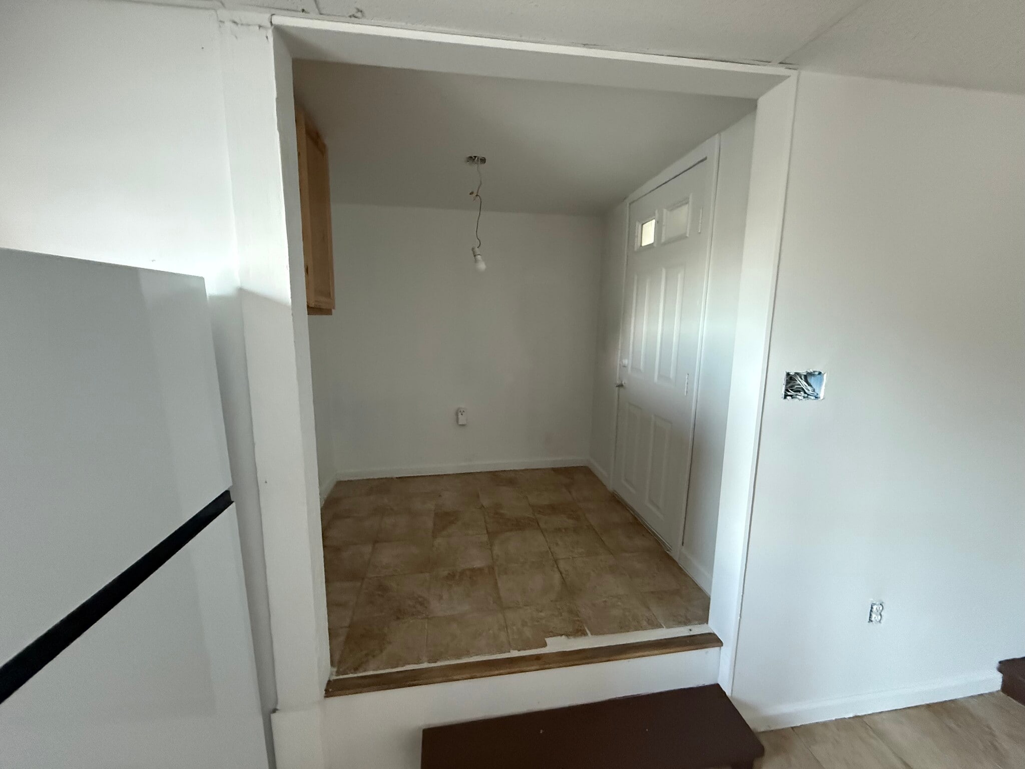 Building Photo - 604 E Market St