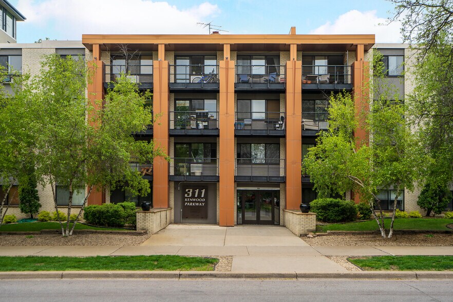 311 Kenwood Apartments Spacious 1Bedroo... 311 Kenwood Pky