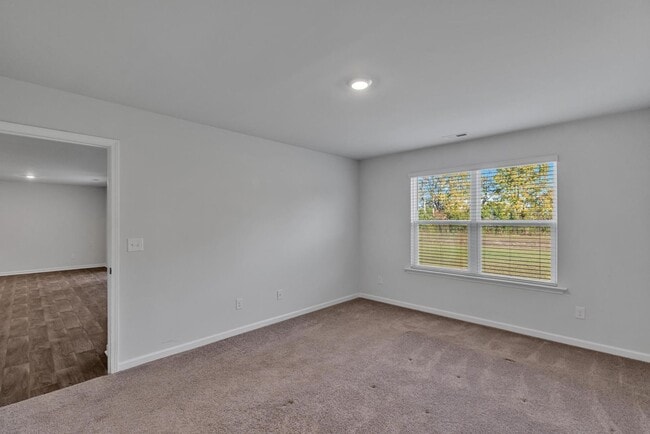 Building Photo - Holly Ridge House for Rent with Water View!