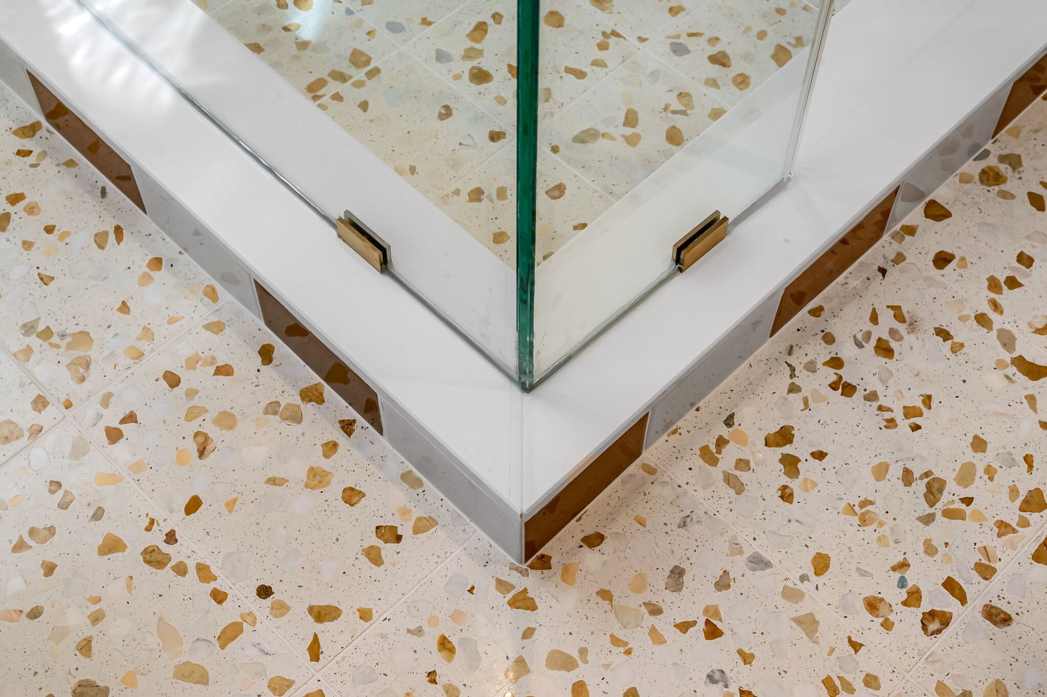 Beautiful, stylish finishes - 4629 Keswick Rd