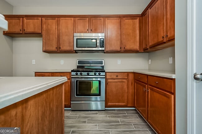 Building Photo - 6214 Baltusrol Terrace