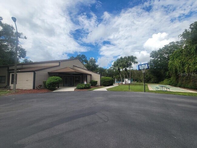 Building Photo - 11411 Pike Ct