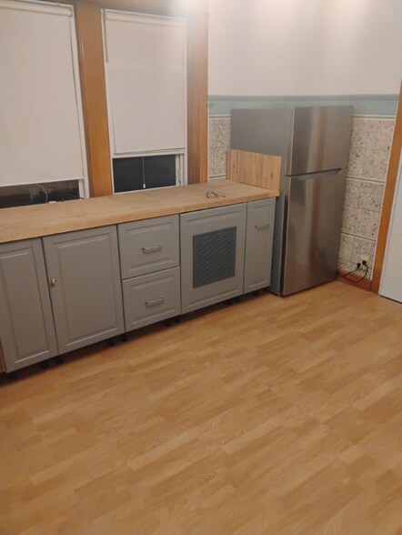 Building Photo - 4528 S Spaulding Ave