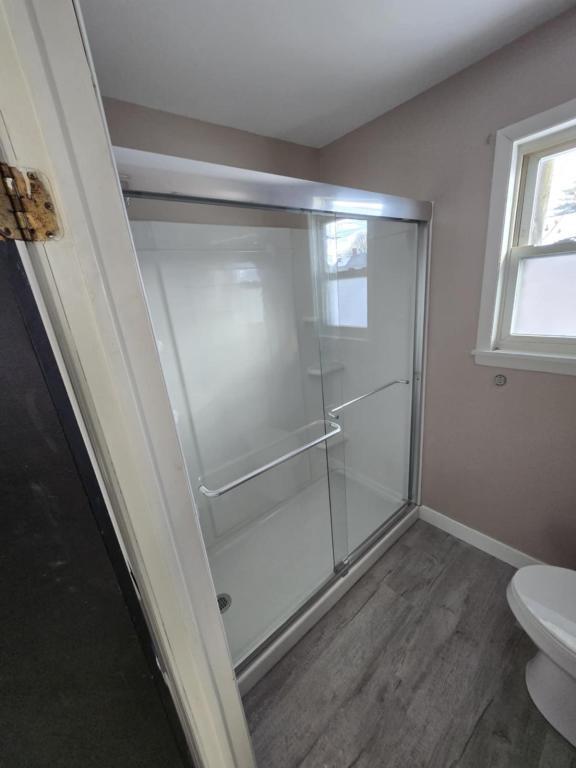 Building Photo - 124 W Smith St